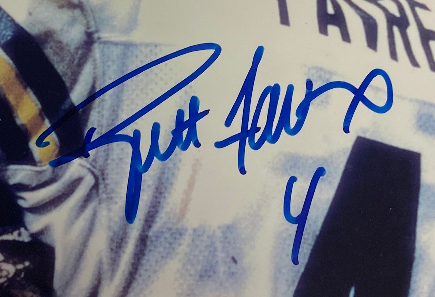 Steve Young and Brett Favre Signed Photo
