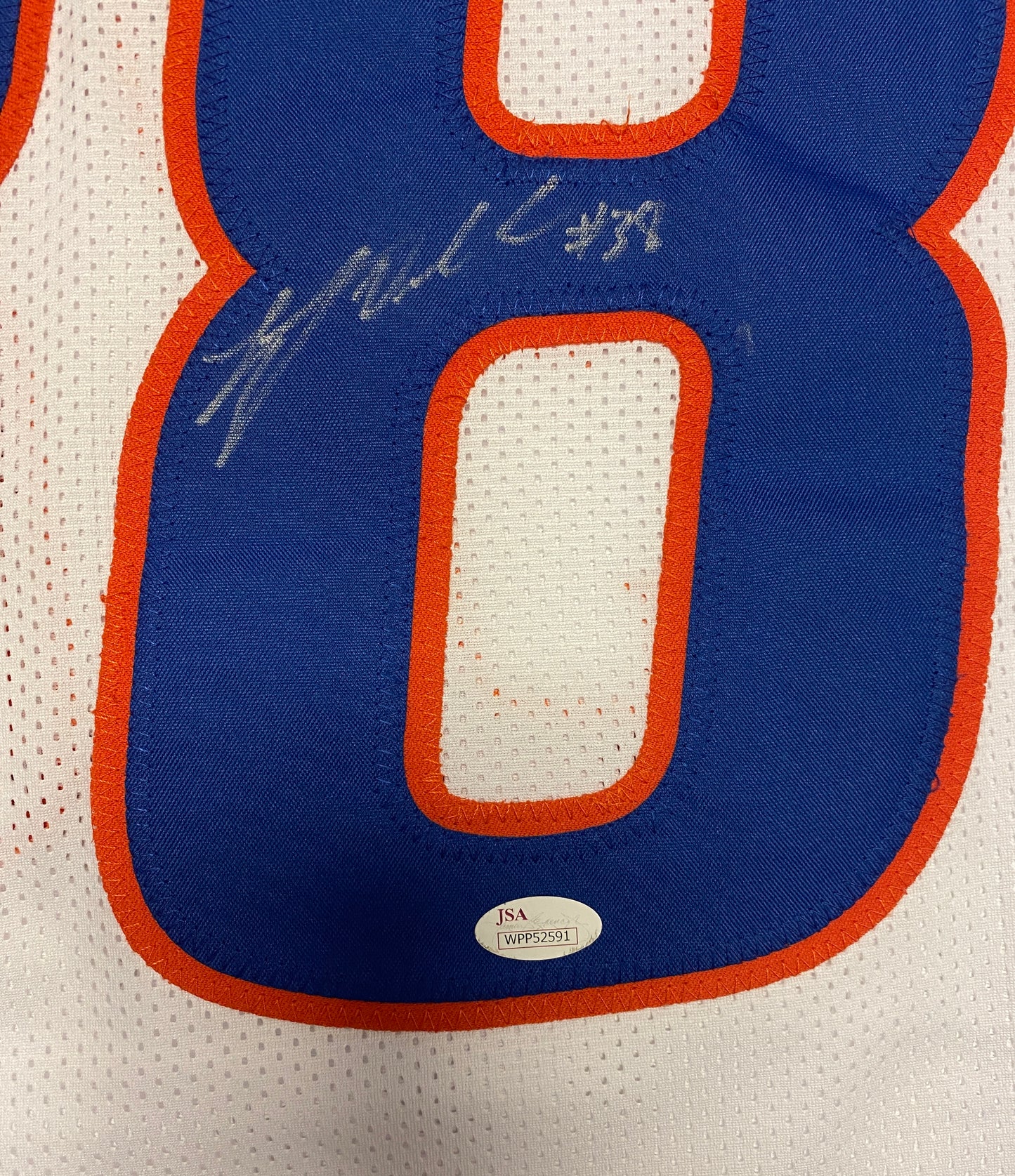 Leighton Vander Esch Signed Boise State Jersey