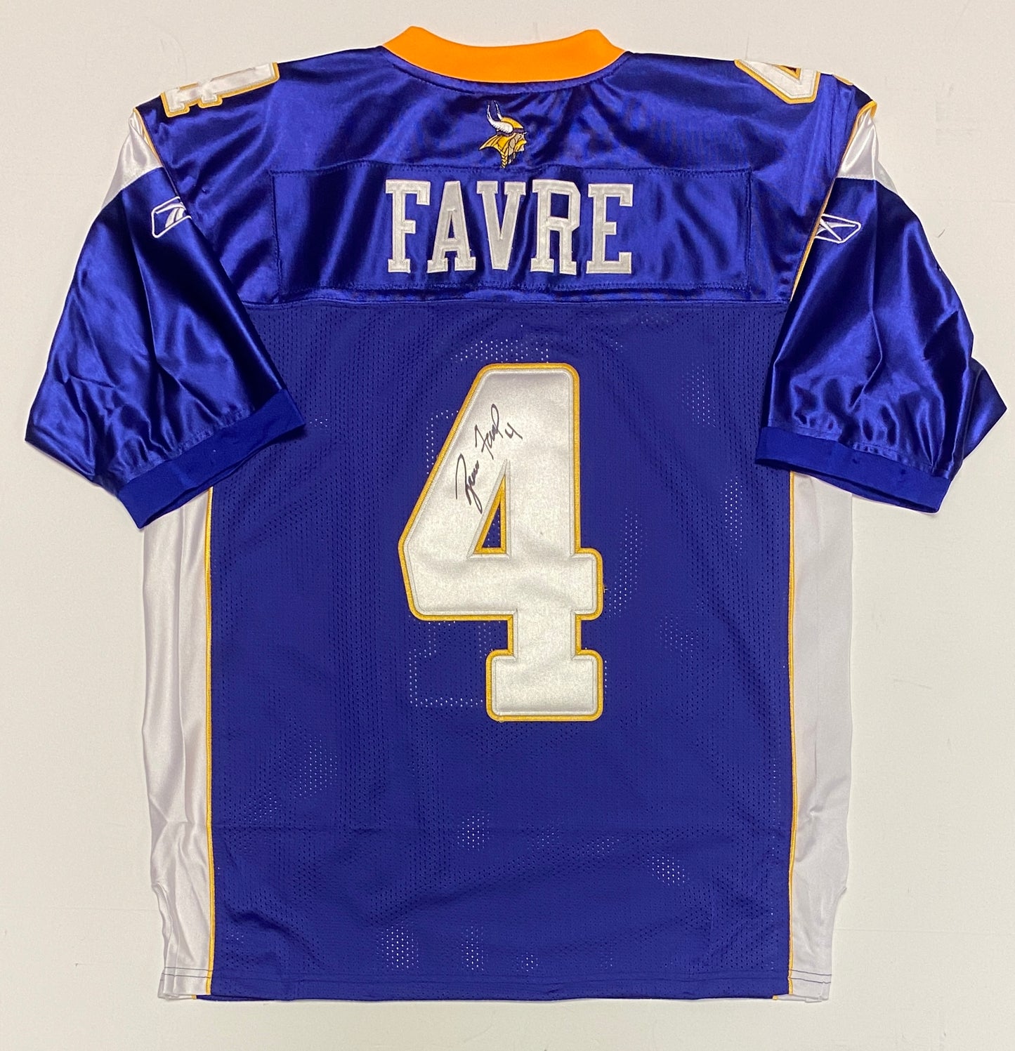 Brett Favre Signed Vikings Jersey